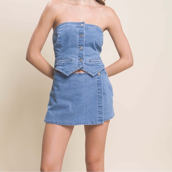 27 Denim Snap-On Button Skorts - Picture 3 of 3